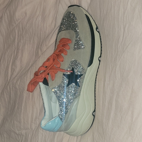 Shoes - Picture 2 of 3